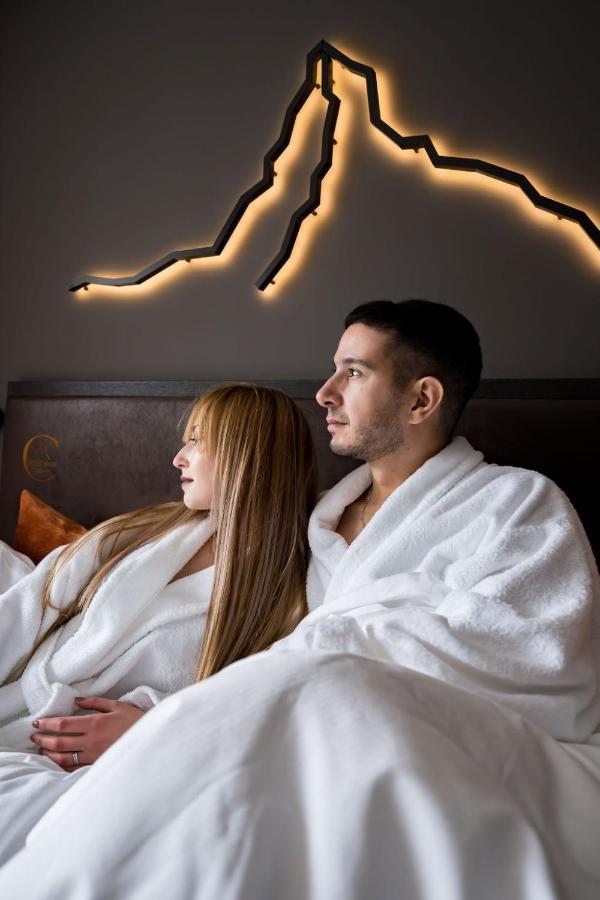 The Christiania Mountain & Spa Resort Zermatt Bagian luar foto