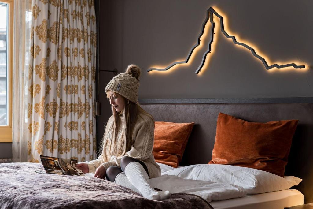 The Christiania Mountain & Spa Resort Zermatt Bagian luar foto