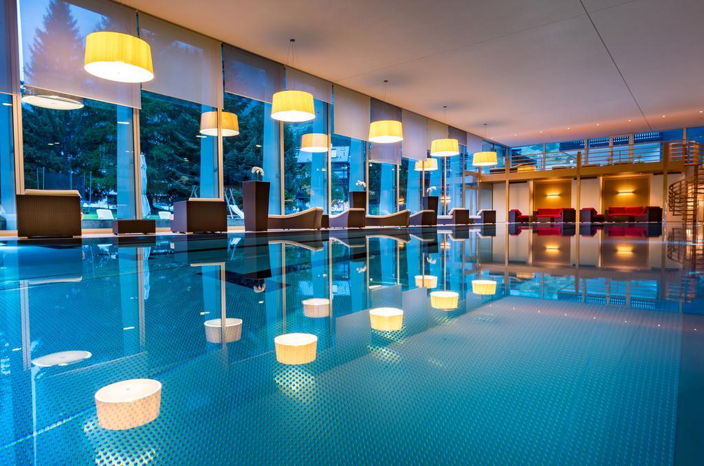 The Christiania Mountain & Spa Resort Zermatt Bagian luar foto