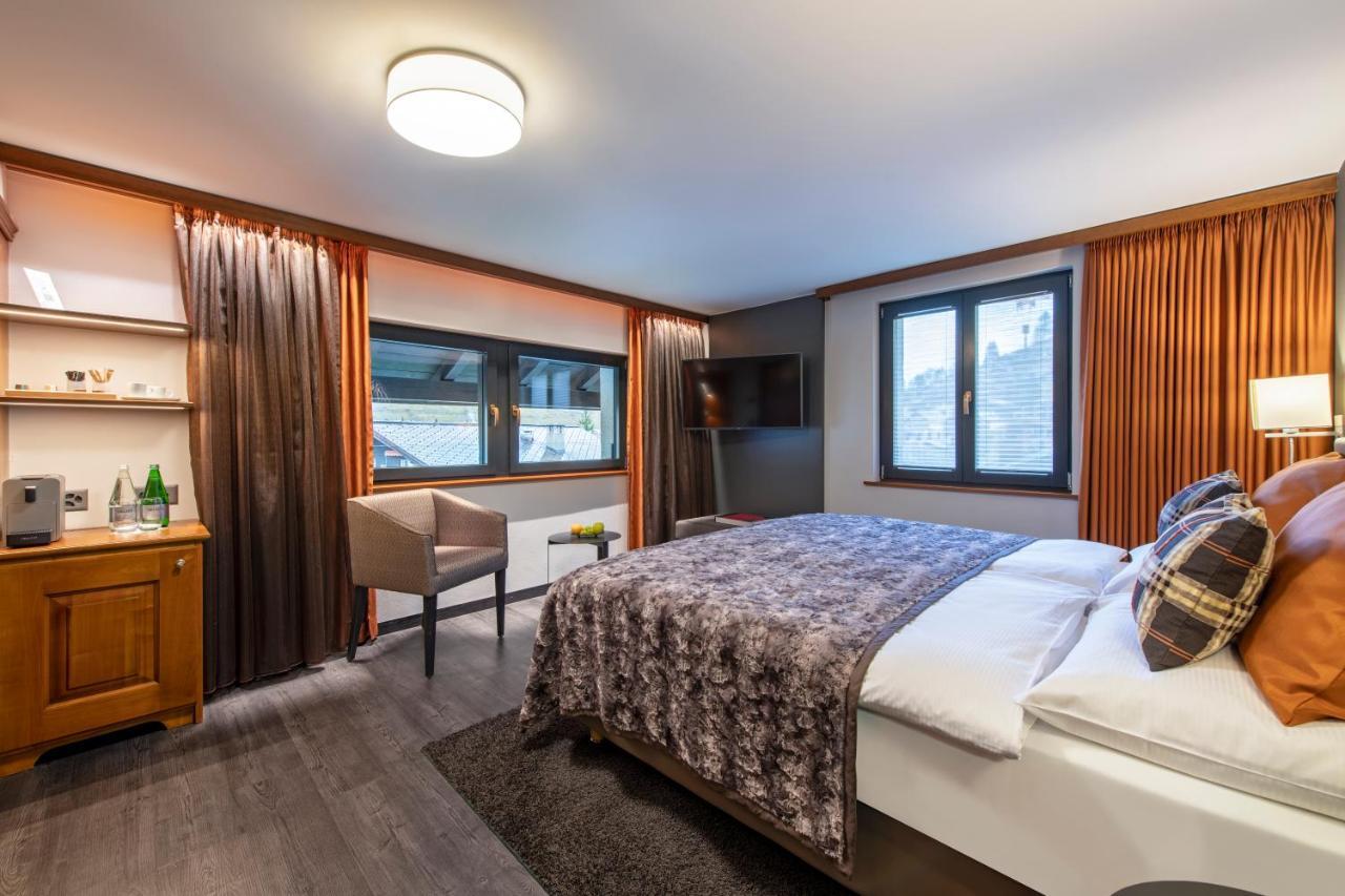 The Christiania Mountain & Spa Resort Zermatt Bagian luar foto